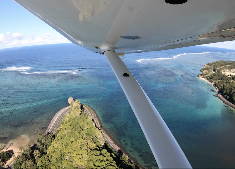 Seaplane flights over Macondé in Mauritius